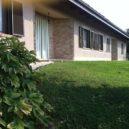 Agriturismo Bottega Di Rosanna Castagnole delle Lanze الغرفة الصورة