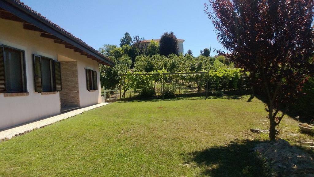 Agriturismo Bottega Di Rosanna Castagnole delle Lanze المظهر الخارجي الصورة